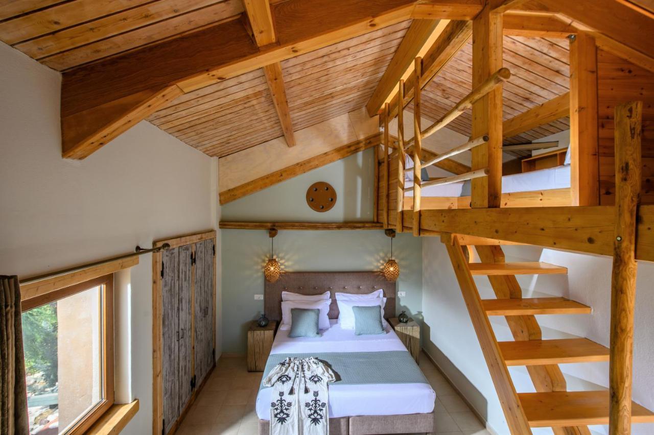 Country Hotel Velani Avdou エクステリア 写真